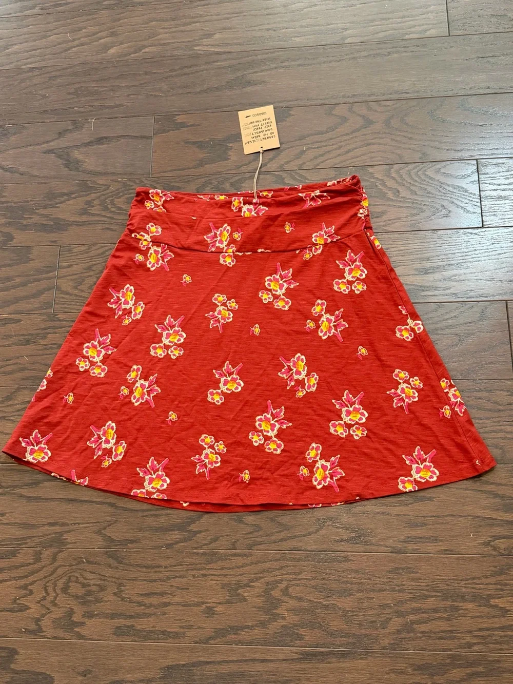Toad&Co Chaka Skirt Campfire Floral Print Organic Cotton Red Size Medium NWT